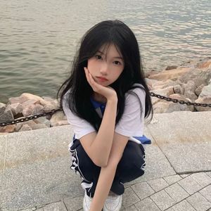 掏出来鸡巴插屄
