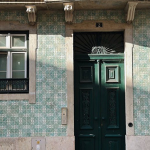 掏出来鸡巴插屄
