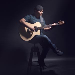 掏出来鸡巴插屄
